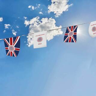 Bunting-Lifestyle